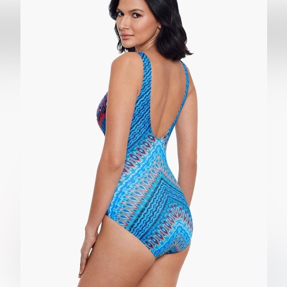 Miraclesuit Criss Cross Escape One Piece in Casablanca - Picture 3 of 9